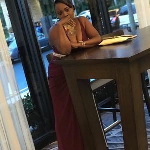 Meet your Posher, Vava
